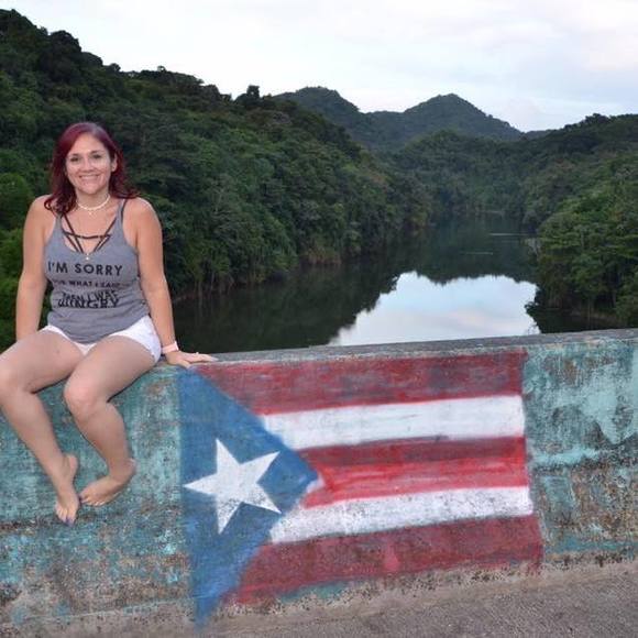 Meet your Posher, Tania - Picture 1 of 1